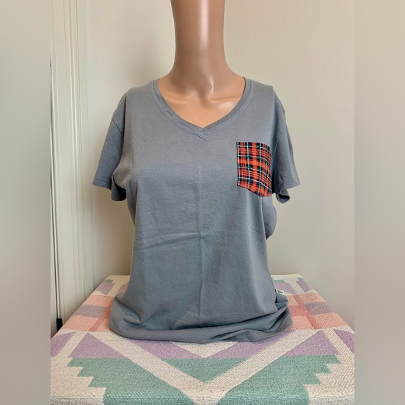 Woolrich tartan pocket v neck tee - Picture 1 of 5